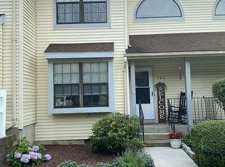703 Santa Anita Ln, Toms River, NJ 08755