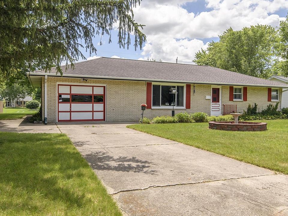 1st image of 321 MacArthur DRIVE