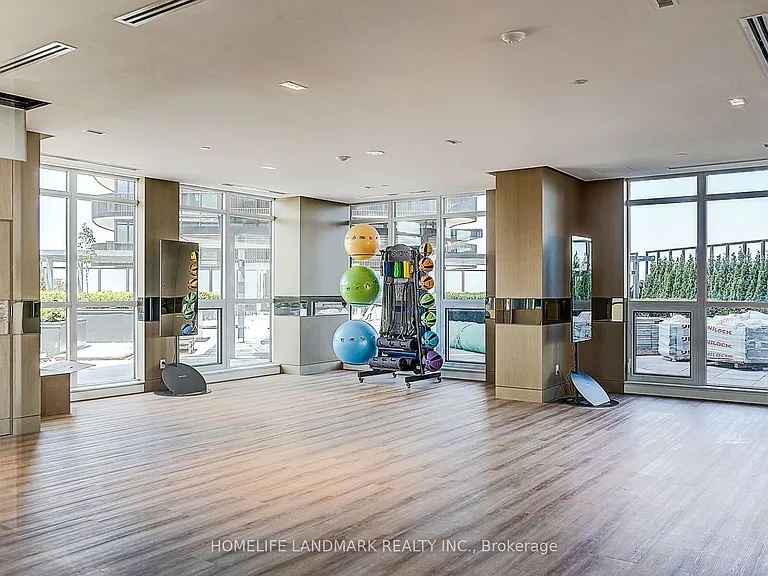 18 Esther Shiner Blvd #2611 — Photo 17