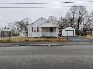 118 W Ashland St, Brockton, MA 02301