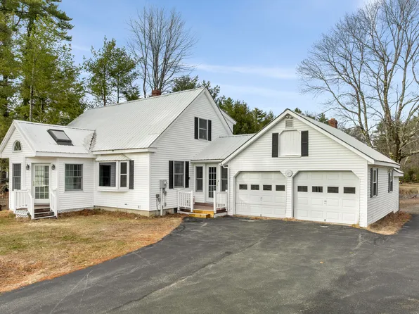 39 Pequawket Trail, Standish, ME 04084