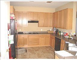 5th image of 404 Penny Royal Pl
