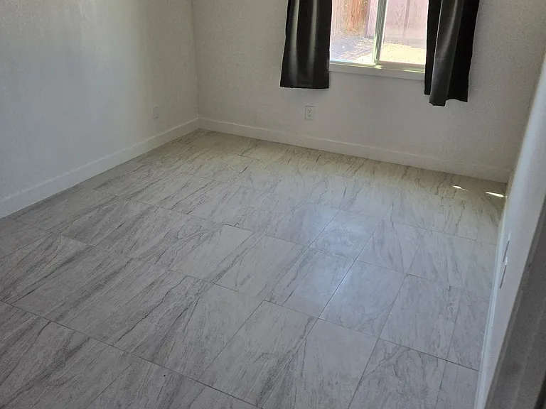 6935 W Cypress St — Photo 3