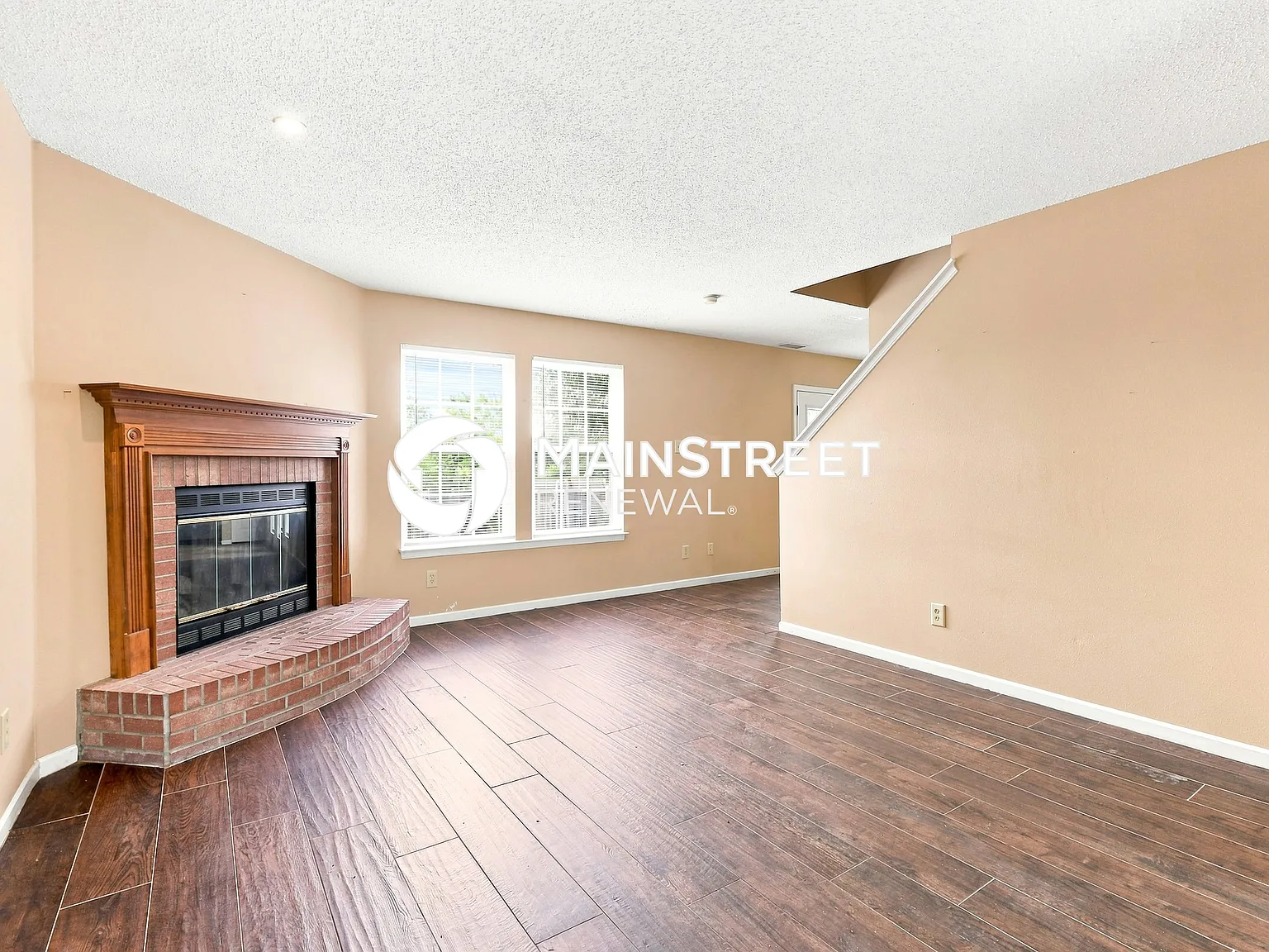 43 Frostwood Ln — Photo 3