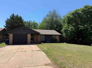 1009 E Will Rogers Dr, Stillwater, OK 74075