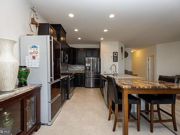 5th image of 59 Stoney Creek Ln