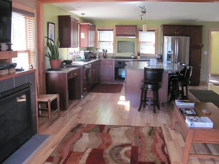 Open floor plan !