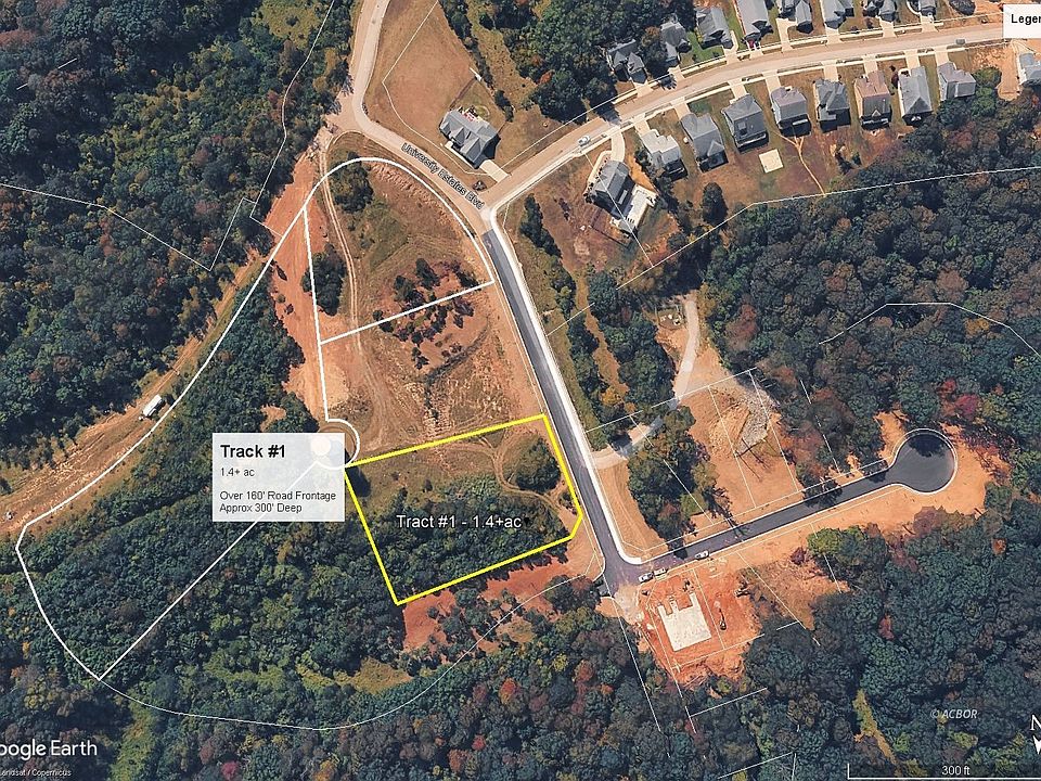 2nd image of Broadmoor Ct