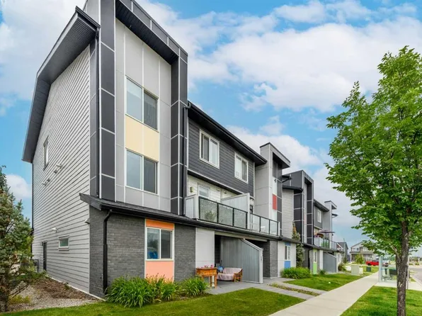 261 Redstone St NE, Calgary, AB T3N 1M4
