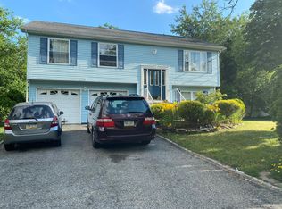 1534 Newport Dr, Lakewood, NJ 08701