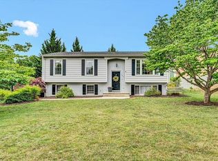 3924 Thames Dr, Roanoke, VA 24018