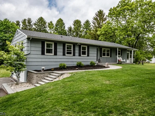 14 Jackie Dr, Washington Twp., NJ 07840