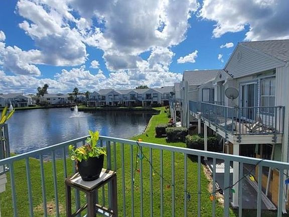4th image of 2532 WOODGATE BOULEVARD #205