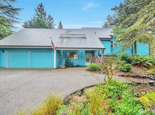 4015 Boardman Ct NW, Olympia, WA 98502