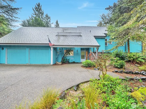 4015 Boardman Court NW, Olympia, WA 98502