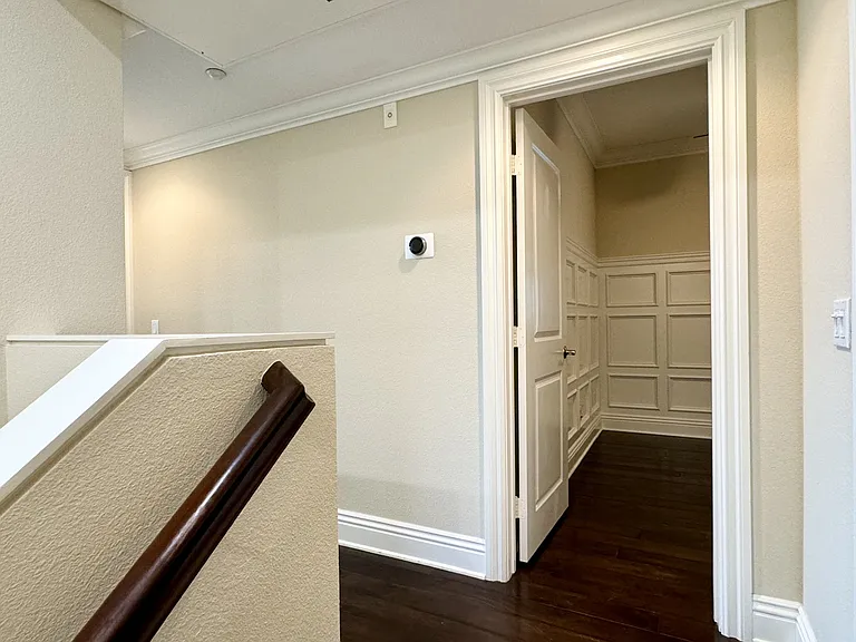 58 Meridian Dr — Photo 6