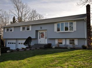 11 Hampshire Dr, Natick, MA 01760