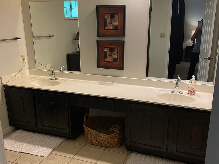 7718 Wilmington Dr — Photo 2