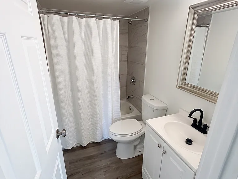 11035 S Keating Ave — Photo 16