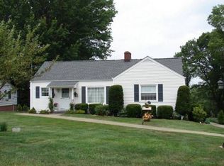 109 Walnut Ave, Saint Clairsville, OH