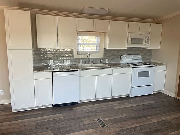 3rd image of 1870 E Grand Ave Lot 61
