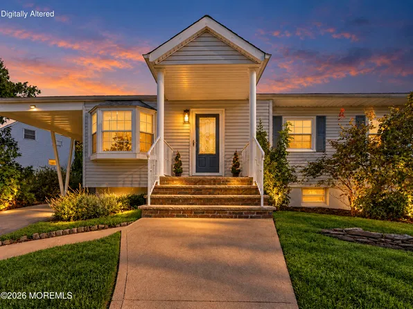 7 Kentucky Drive, Hazlet, NJ 07730