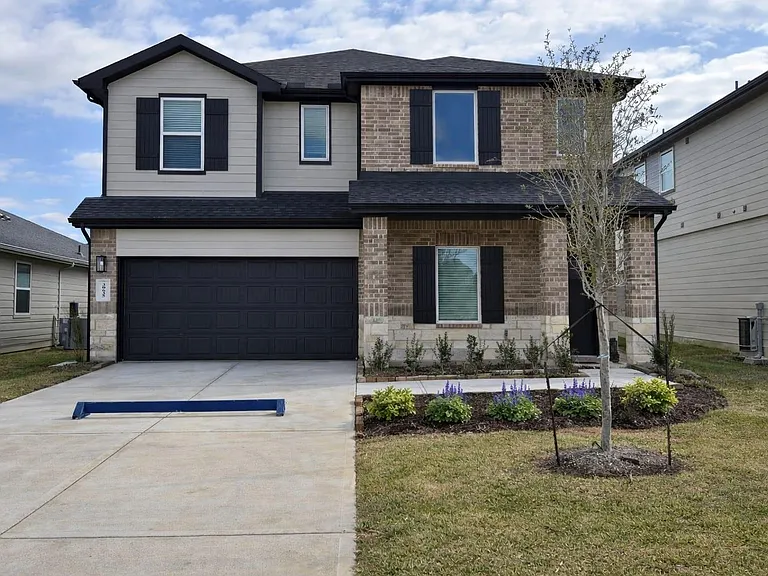 30635 Windermere Peaks Ln — Photo 1