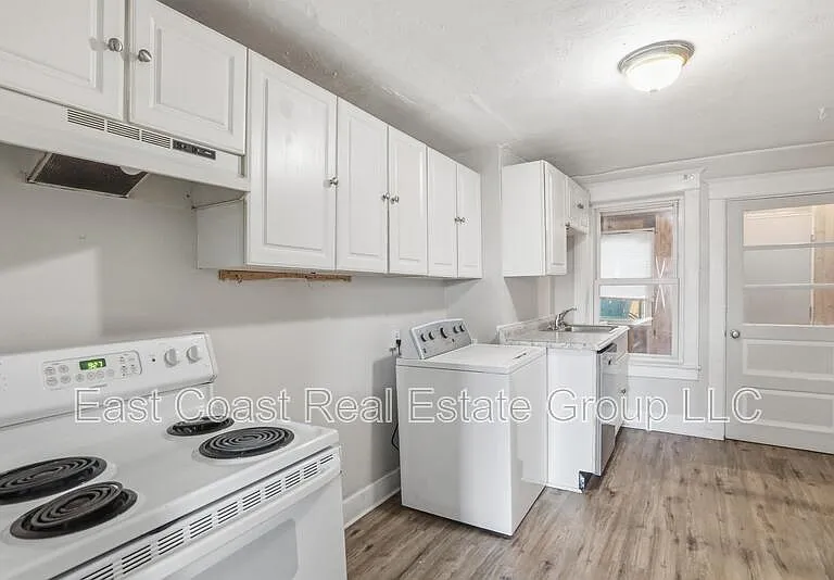 13 N Maryland Ave #2 — Photo 5