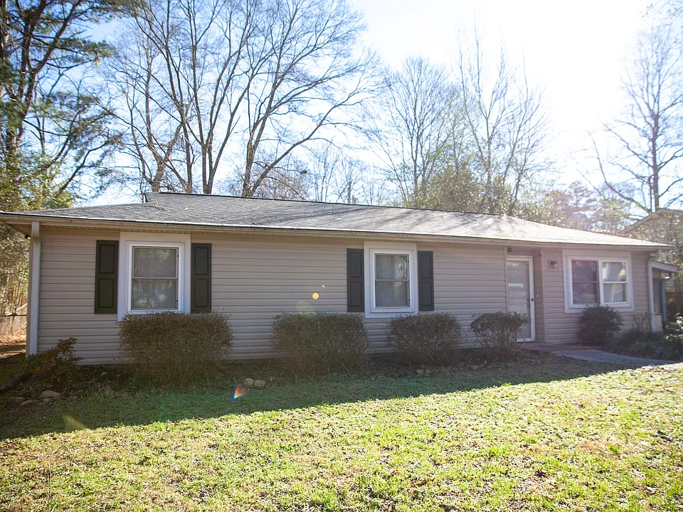 24 Barclay Dr
