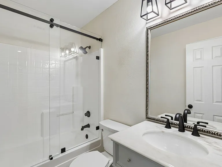 8109 Wharf St — Photo 20
