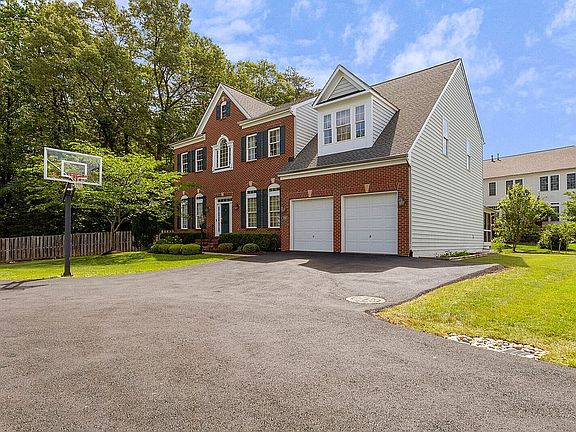 2nd image of 7217 White House Dr