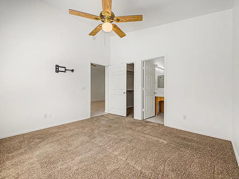 32 N Eaton Pl — Photo 7