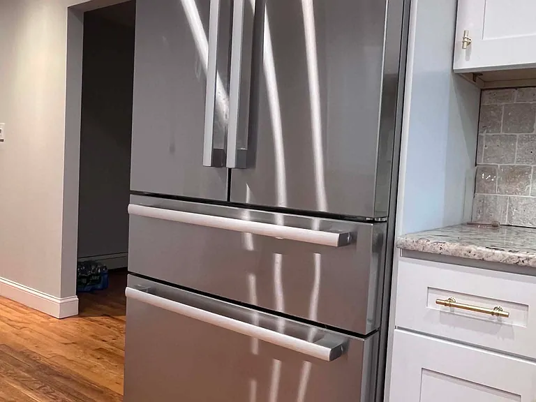 340 Maple St #2 — Photo 6