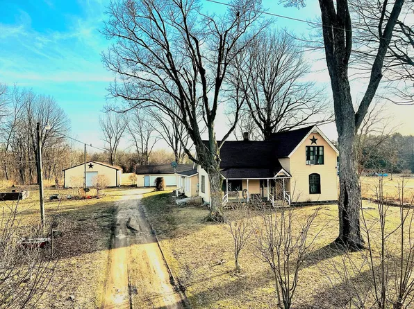 71363 24th Ave, South Haven, MI 49090