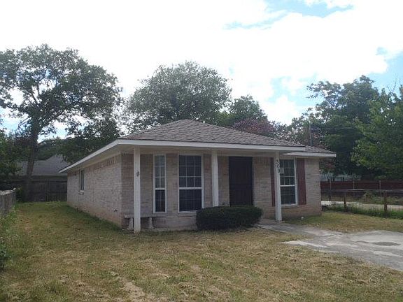 4th image of 309 Ellis St