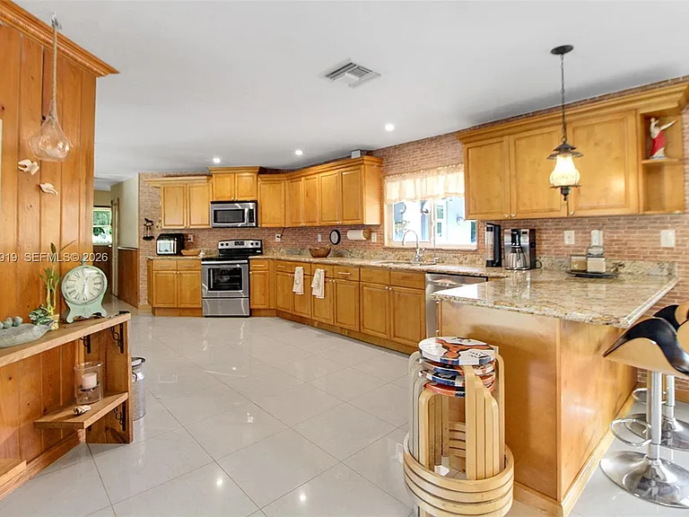 37225 SW 214th Ave — Photo 54