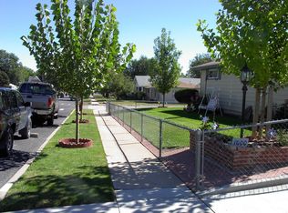 1000 Charlotte St, Johnstown, CO 80534