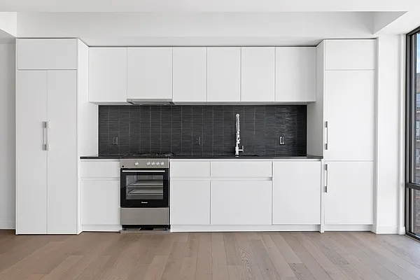 Rented by Kin | media 4
