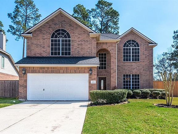 Welcome to this beautiful 4-bdrm home situated on an oversized lot with stunning pool & spa in the desirable master-planned community of Windrose!