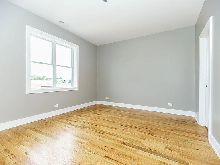 2833 N Kedzie Ave #1F — Photo 8
