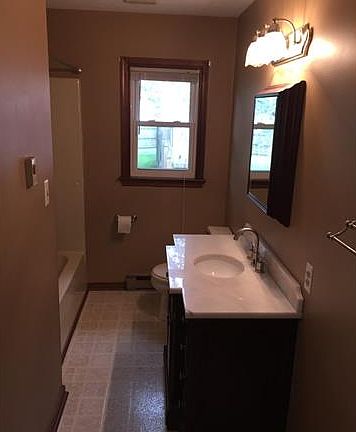 5th image of 6368 Mary Esther Ln