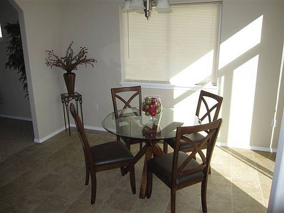 4th image of 1717 W Tieton Ave