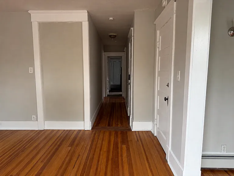 212 Myrtle Ave #2 — Photo 2