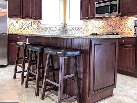 2nd image of 3238 Cannoncade Ct