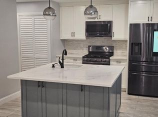 31 Byrnes Ln E, Sayreville, NJ 08872