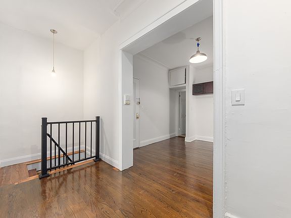 2nd image of 352 Lafayette Ave APT 1D