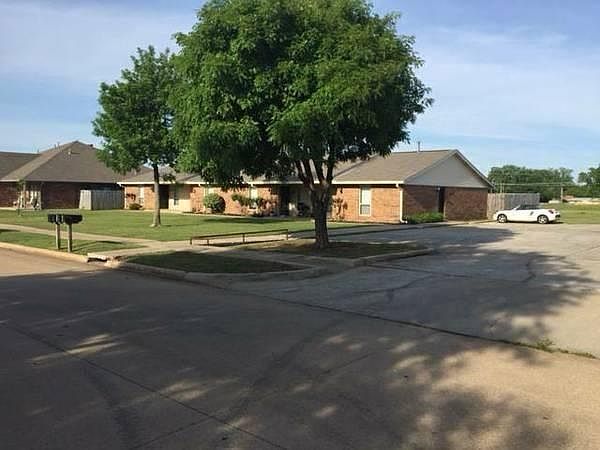 2nd image of 634 Welston Cir #640