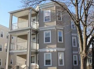33 Newburg St #3, Roslindale, MA 02131