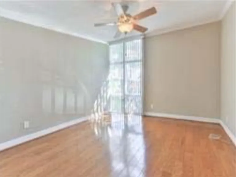 5238 Memorial Dr — Photo 12