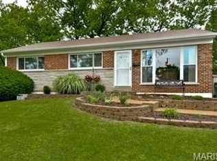 5837 Crossmont Dr, Saint Louis, MO